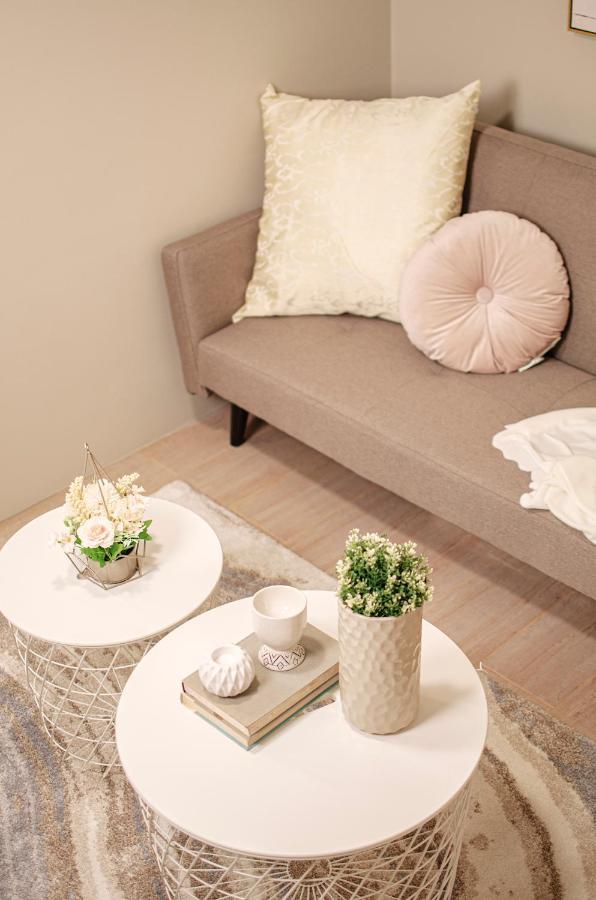 Cozy And Classy Studio Across Airport Terminal 3 Pasay Eksteriør bilde