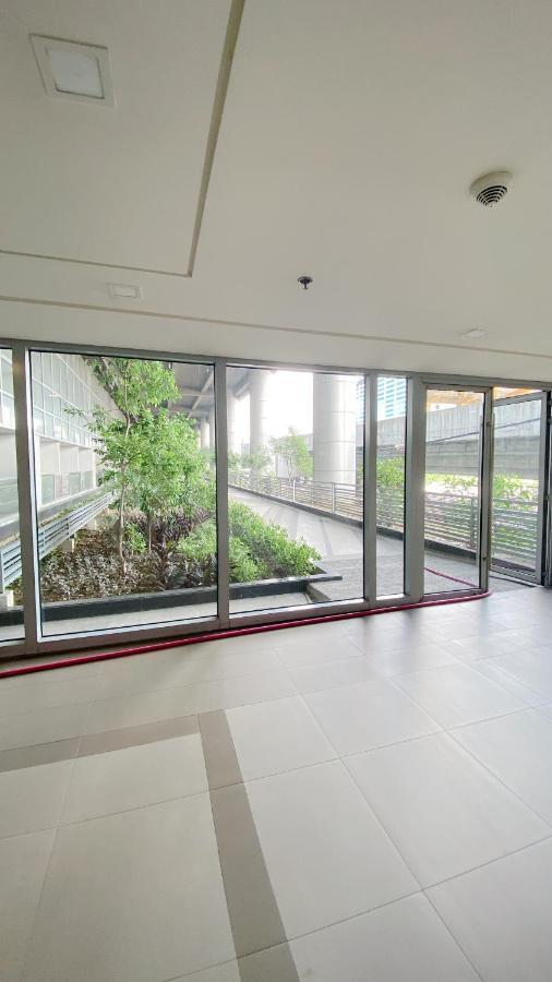Cozy And Classy Studio Across Airport Terminal 3 Pasay Eksteriør bilde